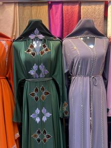 Wholesale Modest Dubai Beaded Sequined Long Sleeve Abaya Muslim Traditional Handmade Wedding Women Polyester Breathable V Neck - Product Image 5