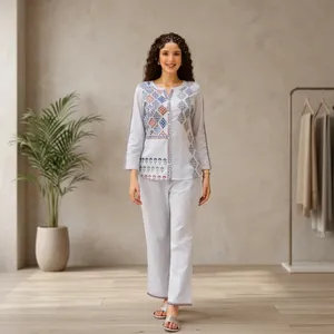 Ensemble deux pièces bohème bleu clair brodé pour femme avec motif géométrique, manches longues, coupe ample, tenue décontractée printemps-été - Product Image 4