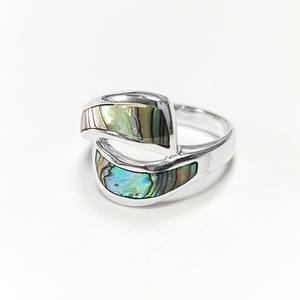 แหวนเปลือกหอยเป๋าฮื้อเงินแท้ แหวนลายคลื่นประดับมุก เครื่องประดับแฟชั่นสวยเก๋ไม่ซ้ำใครสำหรับผู้หญิง - Product Image 2