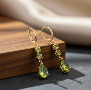 Pendientes Colgantes Clásicos Verdes con Diseño de Pera y Redondo, Plata de Ley 925, Chapados en Oro, Joyería de Regalo a Precio de Mayoreo - Product Image 4