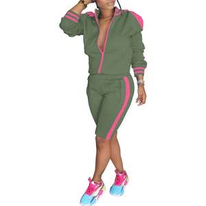Ensemble de survêtement sportif deux pièces pour femme, léger, respirant, grande taille, avec rayures latérales, veste à cordon de serrage et short assorti - Product Image 1