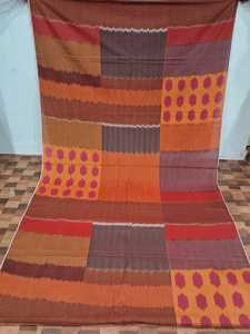 Tissu imprimé Ikat aux motifs saisissants pour vêtements de mode, robes, foulards, décoration intérieure, quilting, artisanat et vente en gros de textiles - Product Image 2