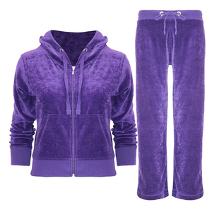 Survêtement en velours pour femme avec logo personnalisé, ensemble de jogging en velours, tenue de sport en velours - Product Image 1