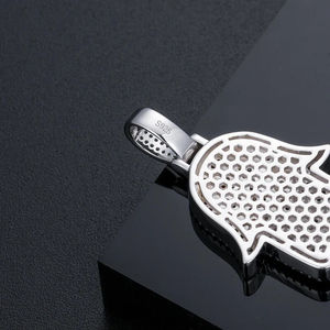 Colgante de Mano de Hamsa Plateado con Incrustaciones de Micro Cristales de Estrás, Joyería de Moda Hip Hop para Hombre, Regalo - Product Image 4
