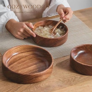 Cuenco decorativo de madera para servir, para la decoración de la cocina y el comedor, con acabado de madera natural, diseño duradero, perfecto para servir alimentos. - Product Image 1