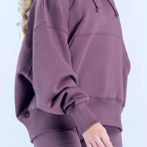 Sudadera con capucha para mujer de alta calidad, diseño personalizado con logotipo, venta al por mayor, con bolsillo frontal con cordón ajustable, suave y cómoda para el invierno. - Product Image 5