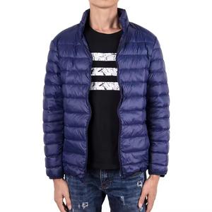 Chaqueta Acolchada Negra con Capucha para Hombre, Cierre Frontal con Cremallera, Color Sólido, Resistente al Viento, Relleno de Poliéster, para Otoño - Product Image 4