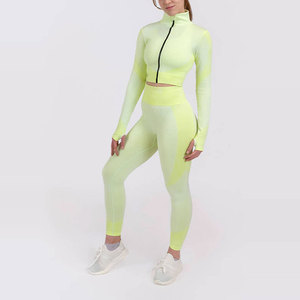 Ensemble de yoga 3 pièces personnalisé pour femme avec logo, respirant, séchage rapide, haute élasticité, tenue de sport et d'entraînement pour la gym - Product Image 3