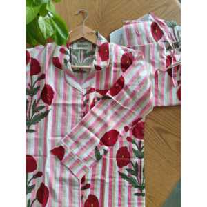 Conjunto de Pijama Rosa para Mujer Poppy Playdate con Bolsa de Transporte a Juego - Product Image 2