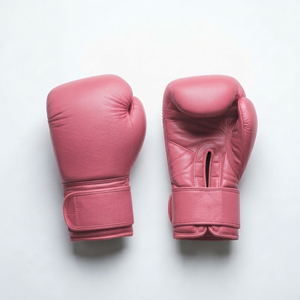 Gants de boxe en cuir véritable rose avec logo personnalisé, équipement de combat et d'entraînement pour adultes, fabrication OEM en gros - Product Image 1