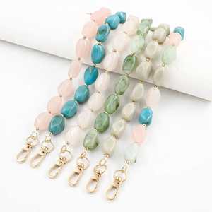 สายคล้องลูกปัดเรซิ่นสีขาว แฟชั่นทำมือ พวงกุญแจทรงกลม B.H CRAFTS เครื่องประดับสำหรับผู้หญิง - Product Image 2
