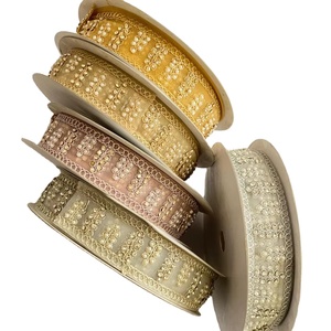 Robes de mariée écologiques modernes avec perles florales et dentelles brodées, artisanat exquis, textiles de luxe, chaussures - Product Image 1