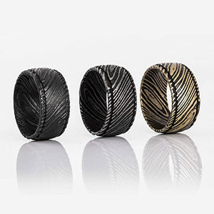 Bague en acier Damas confortable, bijou artisanal avec finition haut de gamme, bague de mariage en acier Damas, style intemporel fait main pour homme - Product Image 1