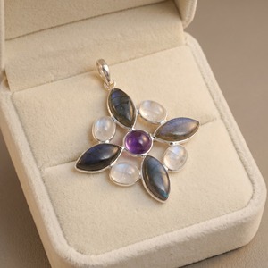 Pendentif en pierre de lune naturelle, labradorite et améthyste, argent sterling 925, fait main, bijou multi-pierres, cadeau pour elle - Product Image 3