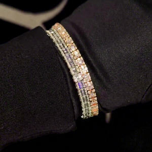 Bracelet tennis en or 14 carats avec diamants de laboratoire taille baguette, bracelet de luxe serti, vente en gros, bijoux fins personnalisés - Product Image 1