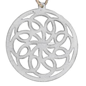 Artículo decorativo colgante de hierro con revestimiento de polvo blanco terminado para decoración del hogar y otras decoraciones navideñas - Product Image 2