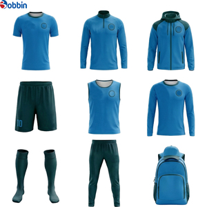 Tenue de football respirante et confortable de qualité supérieure – Ensemble maillot et uniforme de football sublimé pour équipes, idéal pour le marché mondial - Product Image 3