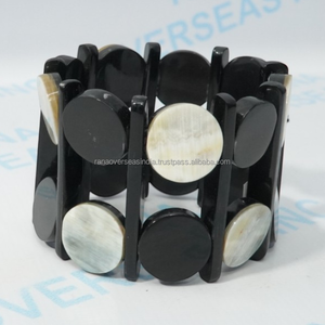 Pulsera ecológica hecha a mano con diseño tribal en blanco y negro, joyería de moda, brazalete elástico para mujer - Product Image 6