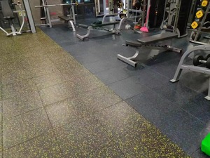 Tapis d'entraînement extra épais pour la salle de sport à domicile, tapis de gym pour la corde à sauter - Product Image 4