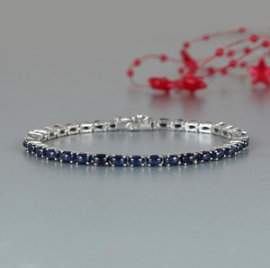 Pulsera con Dije de Zafiro Azul Natural Cabujón, Plata de Ley 925 Bañada en Oro, Joyería de Lujo Hecha a Mano - Product Image 2