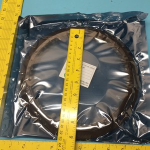Lam 716-330045-001 (U) R FOC 8" ESC, MAJ VESPEL - Equipo y Piezas de Semiconductores de Confianza de Global Legacy Semiconductor - Product Image 6