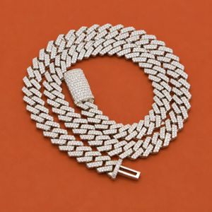 Cadena Cubana con Incrustaciones de Diamantes VVS para Hombre - Product Image 2