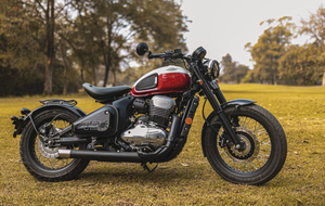 JAWA "42 BOBBER" MOTORCYCLE Jawa brand new white Best sound exhaust available Jawa white brand new - Product Image 2