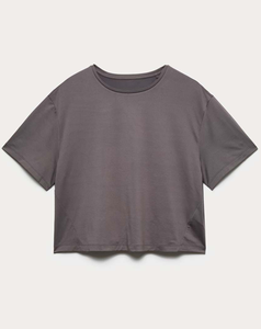 เสื้อครอปท็อปผู้หญิงสั่งตัดพิเศษ ทรงหลวม คอกลม แขนสั้น สีพื้น ผ้าโพลีเอสเตอร์ ระบายอากาศได้ดี ใส่ได้ทุกฤดู สไตล์ลำลอง รุ่นปี 2026 - Product Image 1