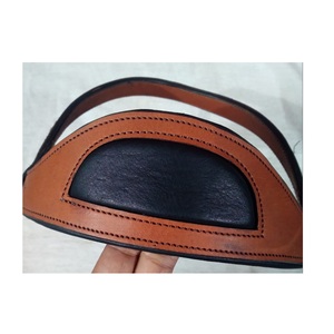 Bridon en cuir finition lisse avec rênes, accessoire d'équitation pour chevaux, au meilleur prix de gros - Product Image 3