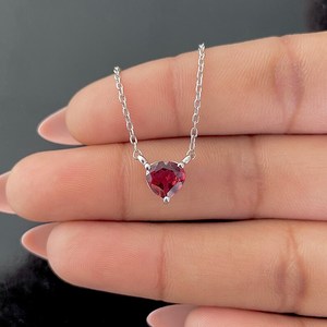 Pendentif en grenat naturel taillé en cœur, argent sterling 925 plaqué or, bijou vintage délicat, cadeau d'anniversaire pour femme - Product Image 5