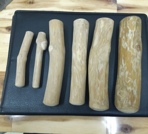 Bâton à mâcher durable en bois de café naturel pour chien, jouet à mâcher pour animaux de compagnie, pour l'entretenement canin, fournisseur Vietnamien - Product Image 4