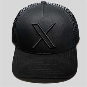 Gorra Trucker de Neopreno y Malla al por Mayor con Logotipo Personalizable en Rojo - Product Image 2