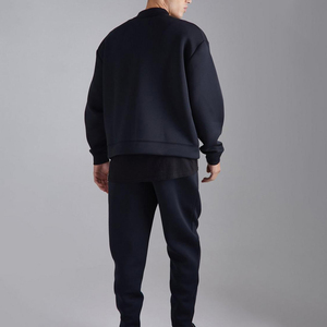 Conjunto Deportivo Personalizado para Hombre, Chaqueta Bomber con Cierre Completo y Pantalones Jogger, Ropa Deportiva Informal de Primera Calidad, Hecho en Pakistán - Product Image 2