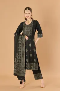 Tela Viscosa Premium Sin Coser Safaa Zardozi para Vestidos de Invierno para Mujer - Traje Salwar Kameez Jacquard de 3 Piezas - Product Image 4