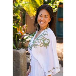 Robe longue blanche brodée pour femme, style kaftan, col en V, manches longues, tenue de plage estivale avec fente latérale - Product Image 3