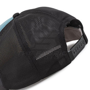 Gorra Trucker Clásica con Estampado de Arte Digital, Material de Alta Calidad, Cierre a Presión, Ideal para Comodidad en Todas las Estaciones - Product Image 6