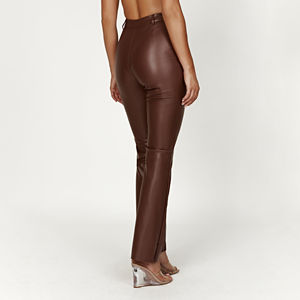 Jeans de Mujer Negros de Cintura Alta, Ajustados, con Efecto de Cuero PU, Corte Recto y Levanta Glúteos - Product Image 5