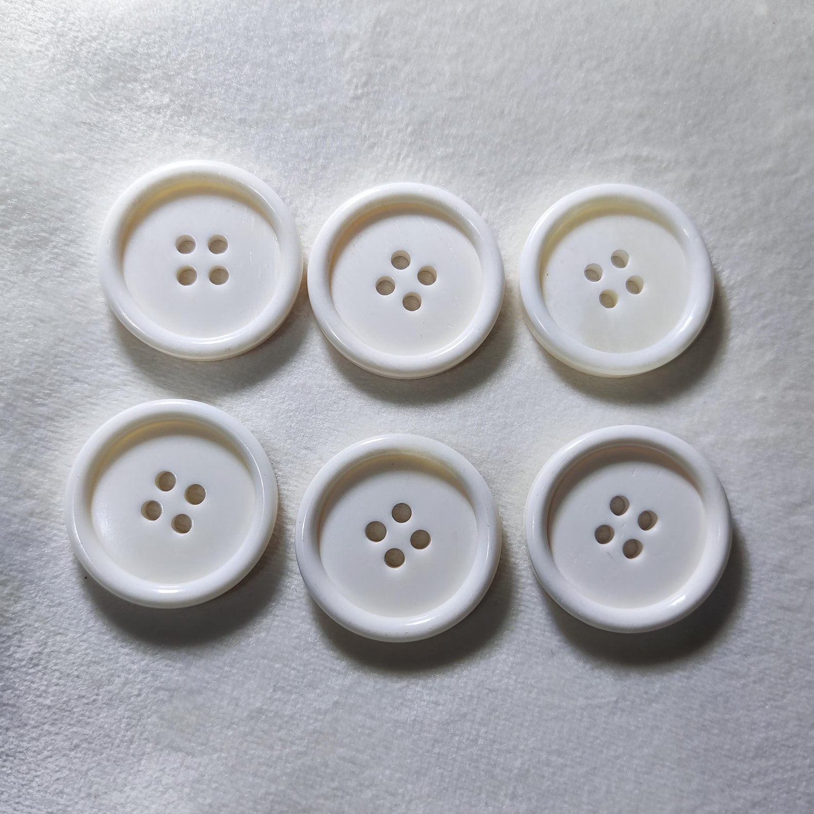 เช่นเดียวกับภาพ