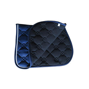 ชุดอุปกรณ์ขี่ม้าคุณภาพสูง สีเขียวฮันเตอร์ แผ่นรองอาน ผ้าพันขาสำหรับโปโล ไส้ใยโพลีเอสเตอร์ ที่คลุมหูม้า - Product Image 4