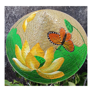 Chapeau conique traditionnel vietnamien de qualité supérieure, produit artisanal écologique pour la décoration et la mode - Product Image 1