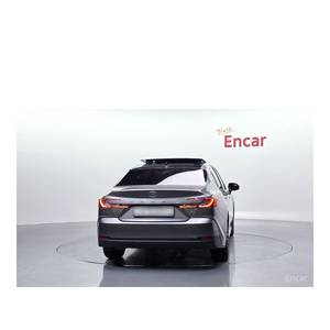 Toyota Camry 2.5 XLE Premium Híbrido 2024, 13,449 km, Volante a la Izquierda, Asientos de Cuero - Product Image 4