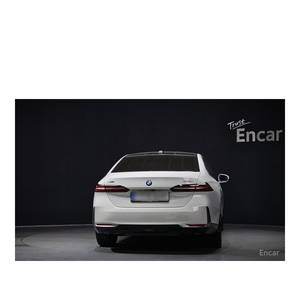 BMW Série 5 530i xDrive 2023, 11 810 km, Volant à Gauche, Boîte Automatique, Caméra Arrière - Product Image 4