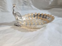 Luxueuze verzilverde pauwvormige decoratieve metalen fruitschaal emaille ambachtelijke serveerblad mandje premium bruiloft teruggave cadeau