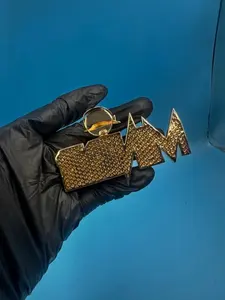 Pendentif personnalisé pour homme en or jaune plaqué 14 carats avec moissanite véritable ronde de 3 carats - Product Image 2