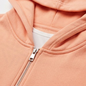 Ensemble 2 pièces en polaire pour femmes, short à capuche, couleur unie, coupe ample, vêtements de sport décontractés, longueur au-dessus du genou avec poche, printemps-été - Product Image 4