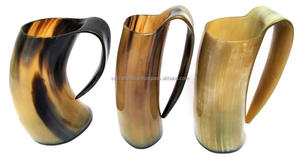 Taza Vikinga Nórdica Decorativa de Cuerno Natural Hecha a Mano, 500 ml, Antiderrames, con Tapa Deslizante y Asa, Ecológica, Personalizable - Product Image 2