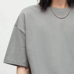เสื้อยืดโอเวอร์ไซส์ทรงบ็อกซี่ ผ้าฝ้าย 100% สไตล์สตรีทแวร์ หนานุ่ม ทันสมัย รับผลิตตามแบบ พร้อมสกรีนโลโก้ รับผลิตแบบ OEM ODM ขายส่ง - Product Image 3