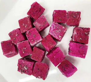 Cubos de Pitaya Congelados IQF, Trozos de Fruta Tropical, Paquete a Granel de Vietnam para Smoothies, Postres y Adornos de Repostería - Product Image 1