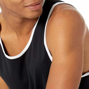 Camiseta sin Mangas Negra para Hombre con Ribete en Contraste, Chaleco Deportivo Informal para Gimnasio, Entrenamiento, Verano, Aire Libre y Uso Diario - Product Image 4