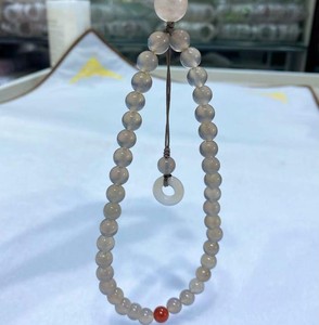 Breloque de poignet élégante, perles de pierre de qualité supérieure, design simple et luxueux, palette neutre rêveuse, chaîne de charme sophistiquée, mode unique - Product Image 1